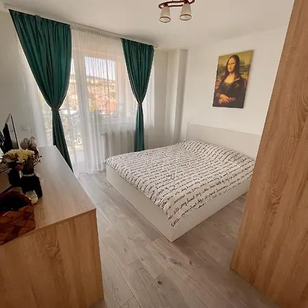 Apartament *